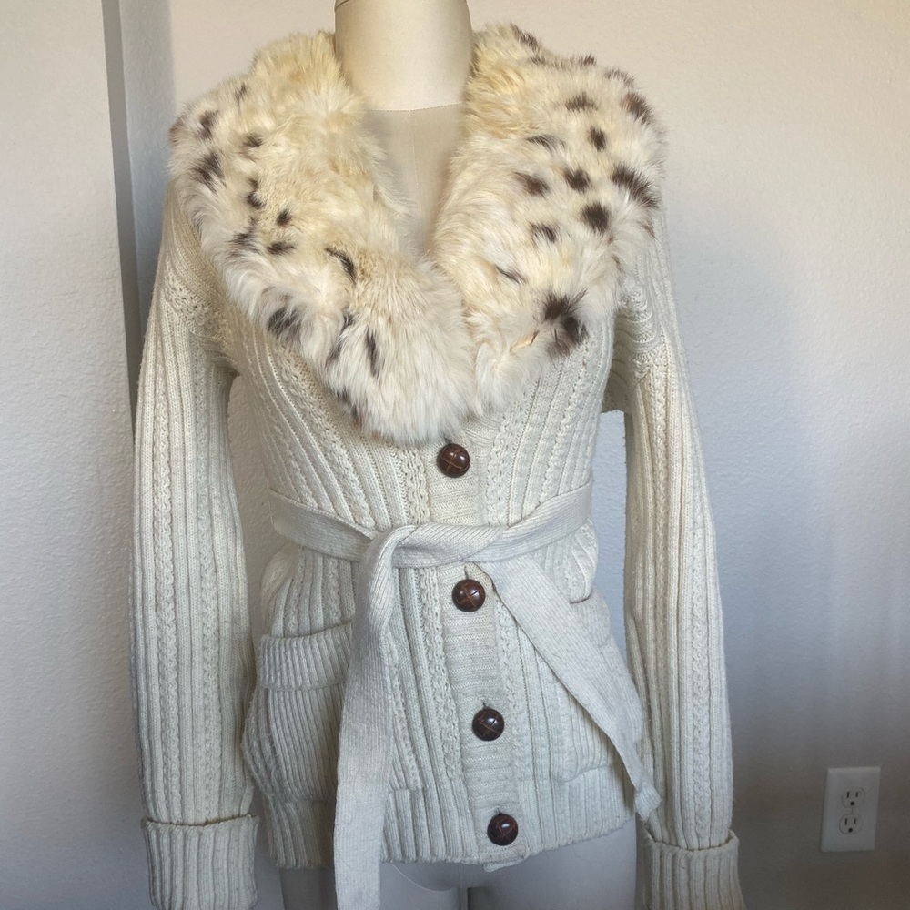 Fur Collar Sweater